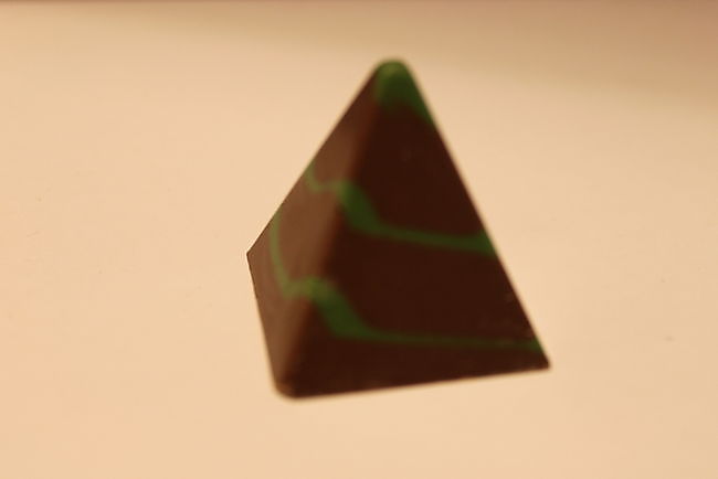 kokos pyramide - Chocovin Bonbons & Chocolade